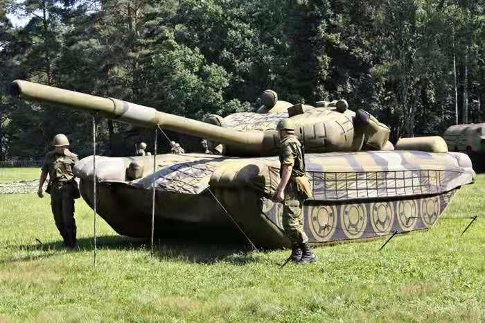 伽师大型军用充气坦克